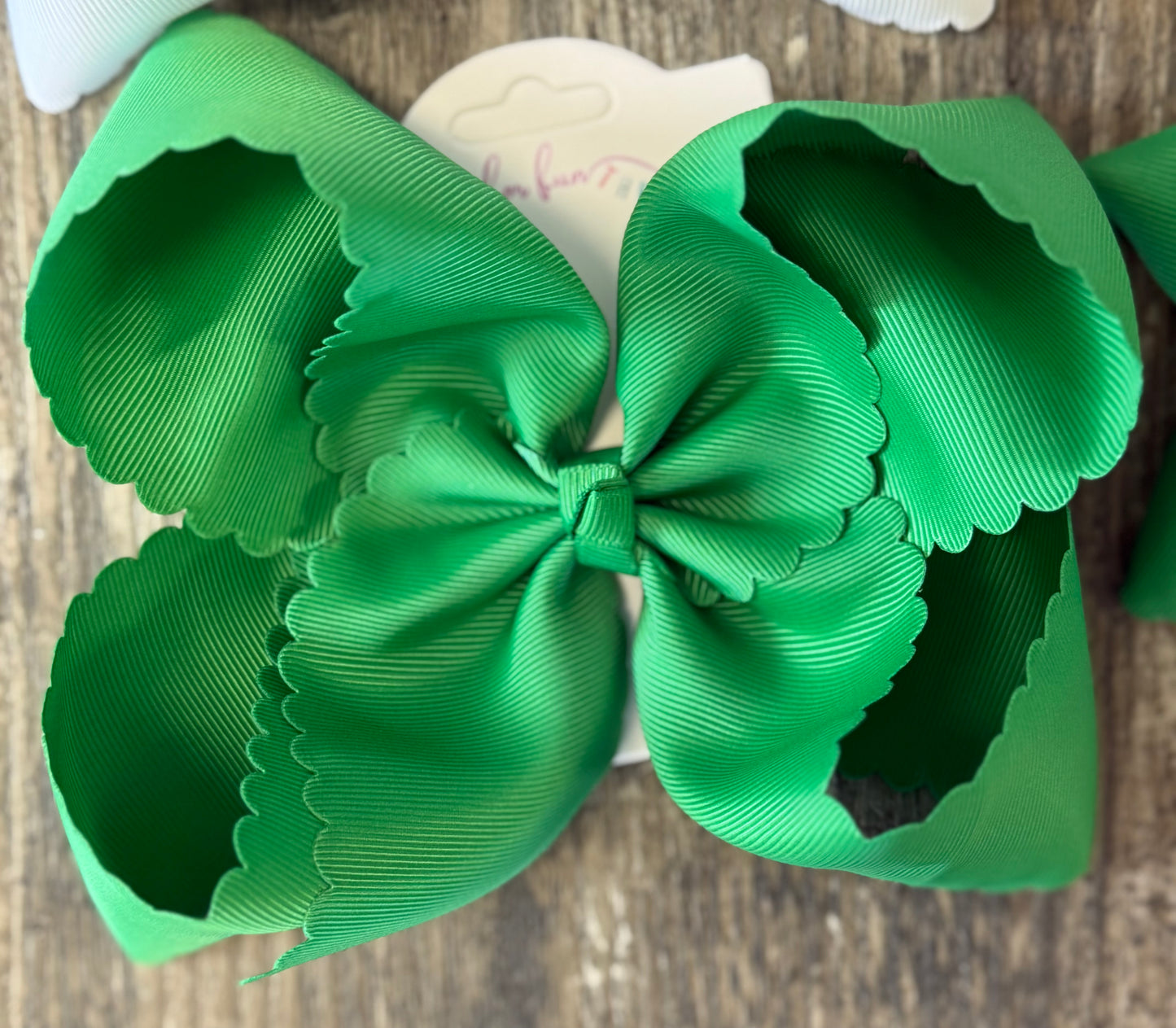 Scallop Edge Hair Bows