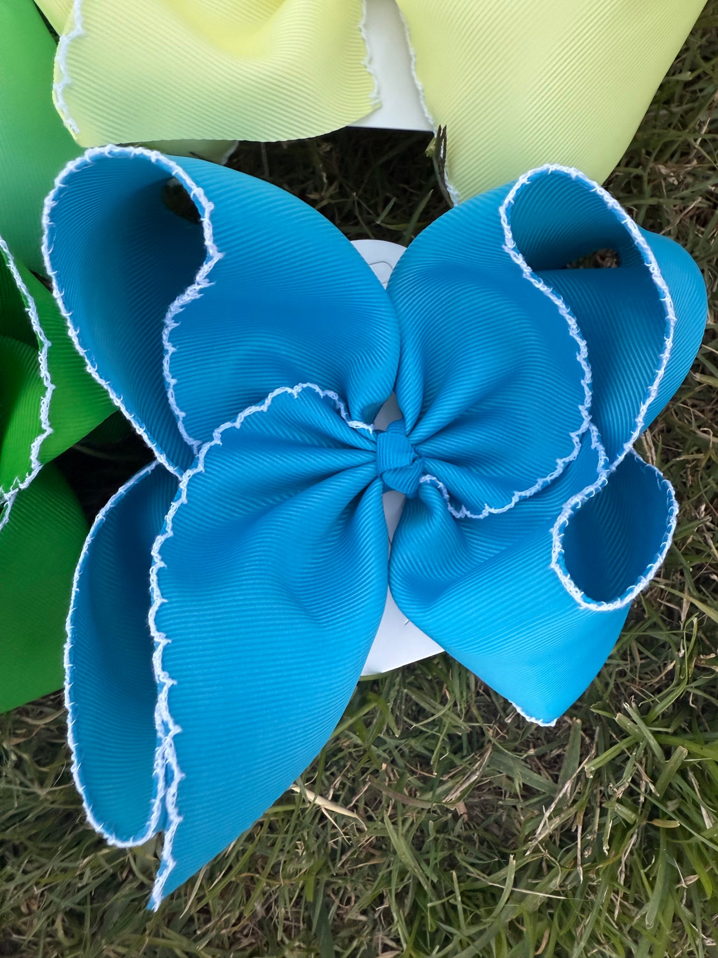 Fun Size Solid Hair Bows (5in)