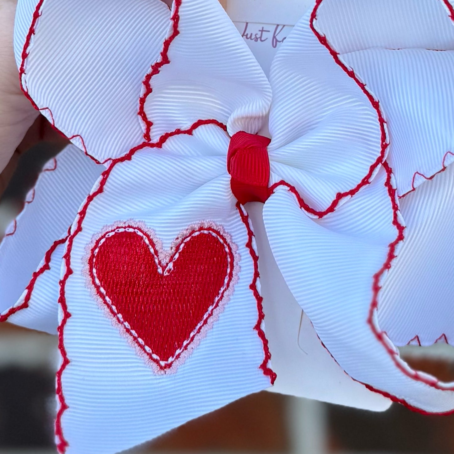 Scallop Heart Embroidered Bow