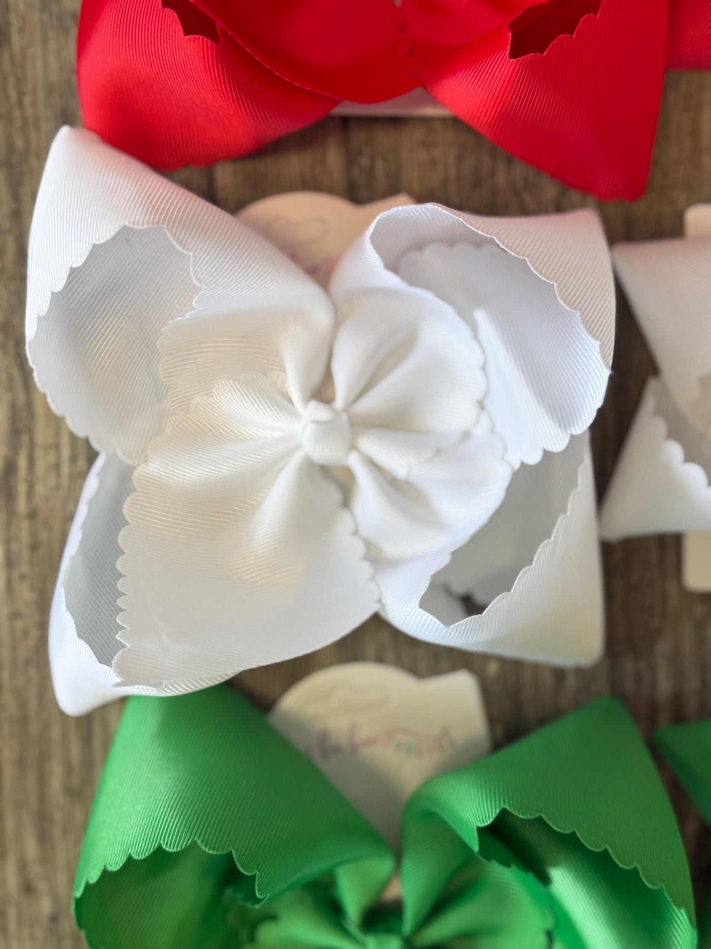 Scallop Edge Hair Bows