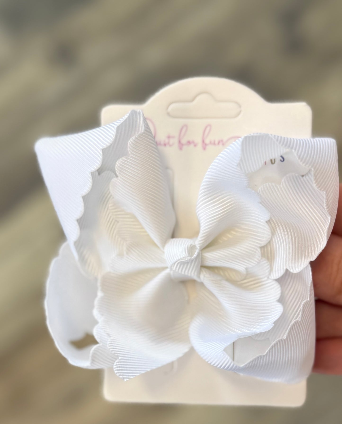 Scallop Edge Hair Bows