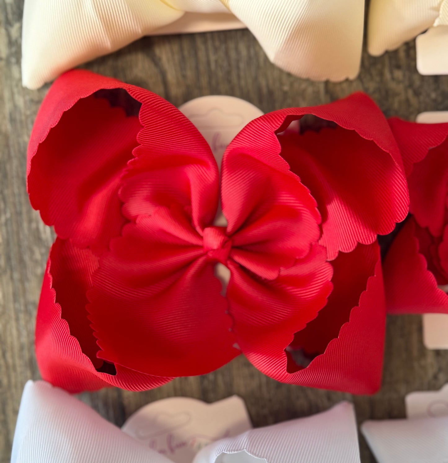 Scallop Edge Hair Bows