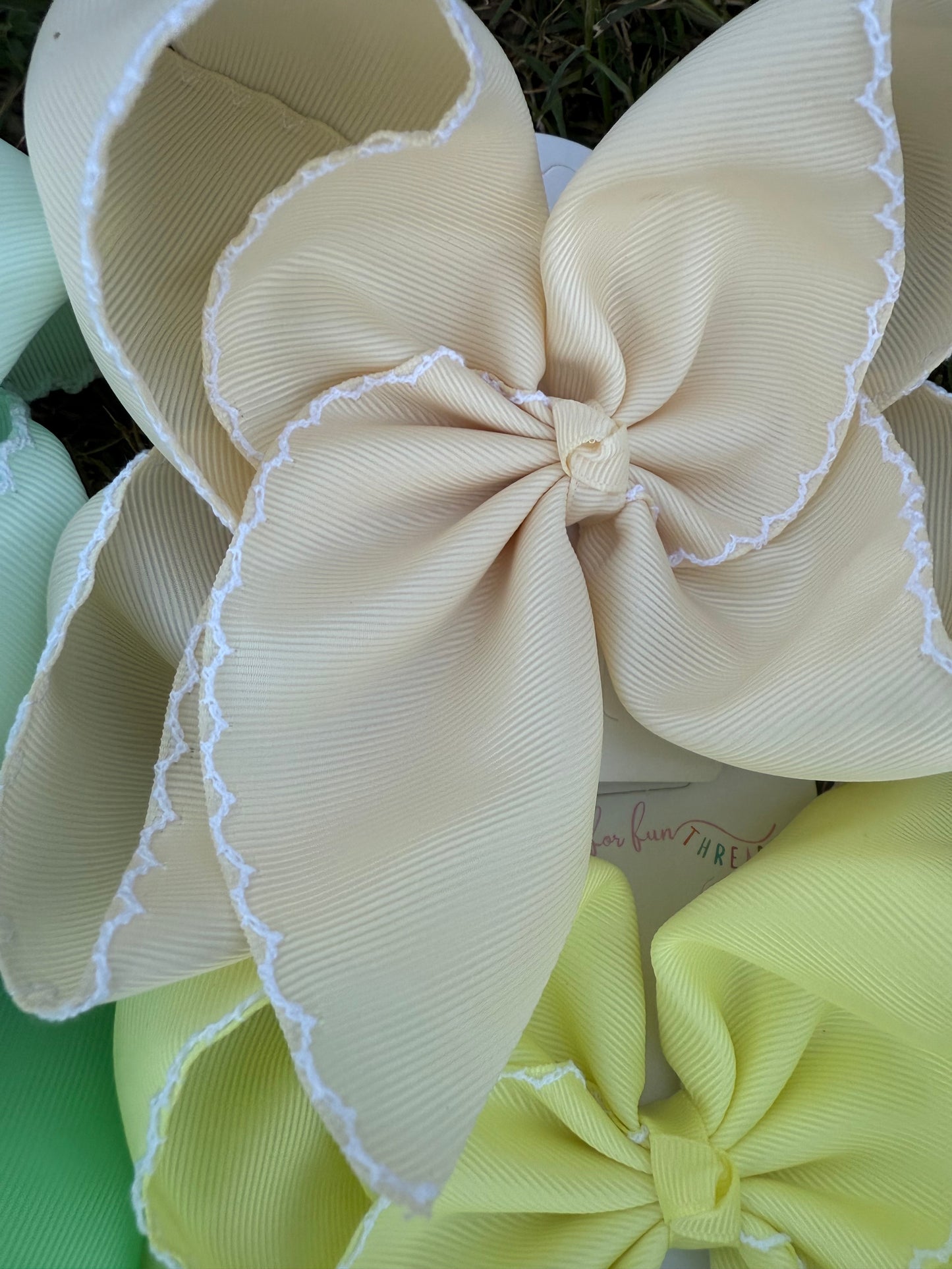 Fun Size Solid Hair Bows (5in)