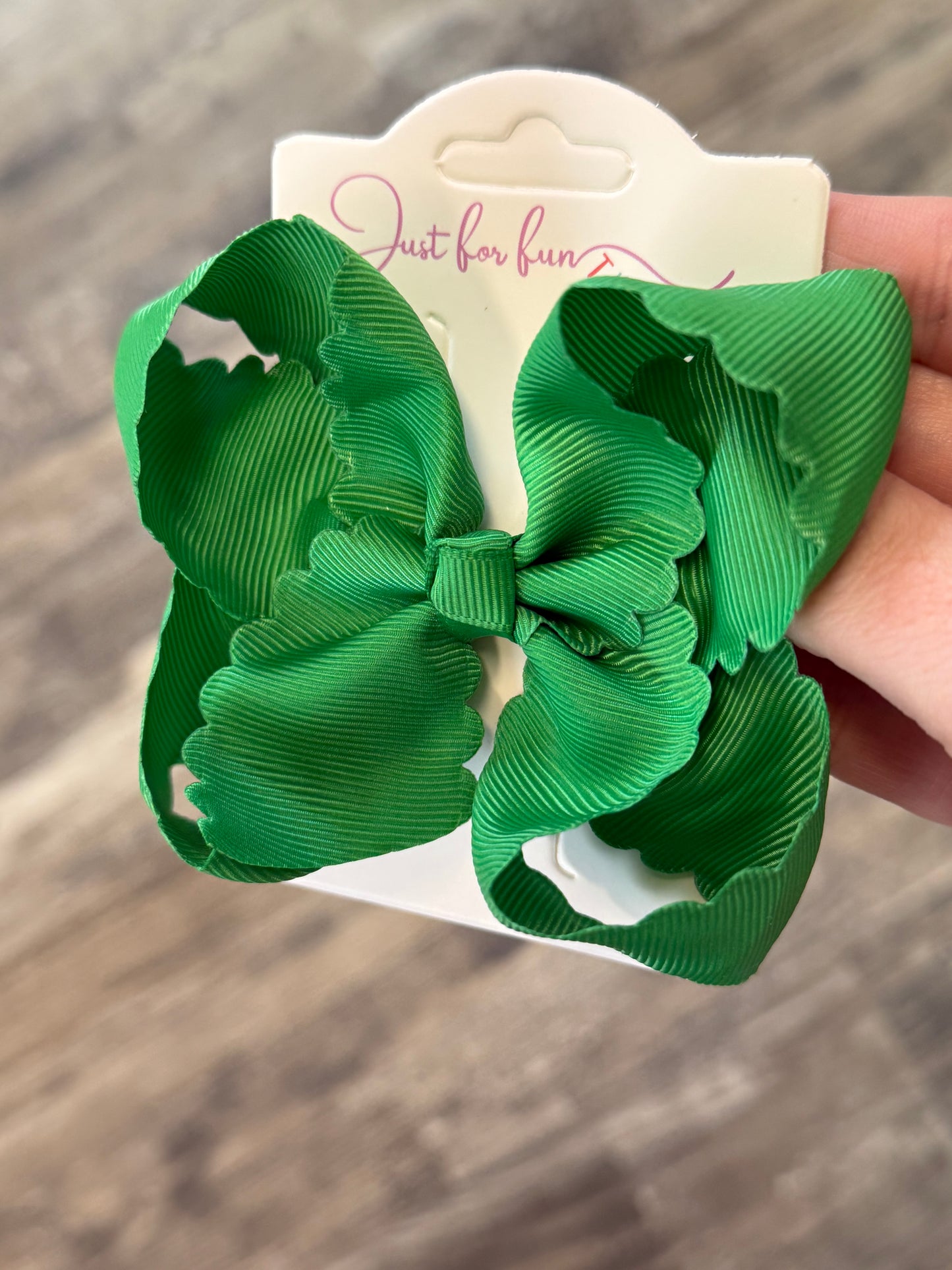 Scallop Edge Hair Bows