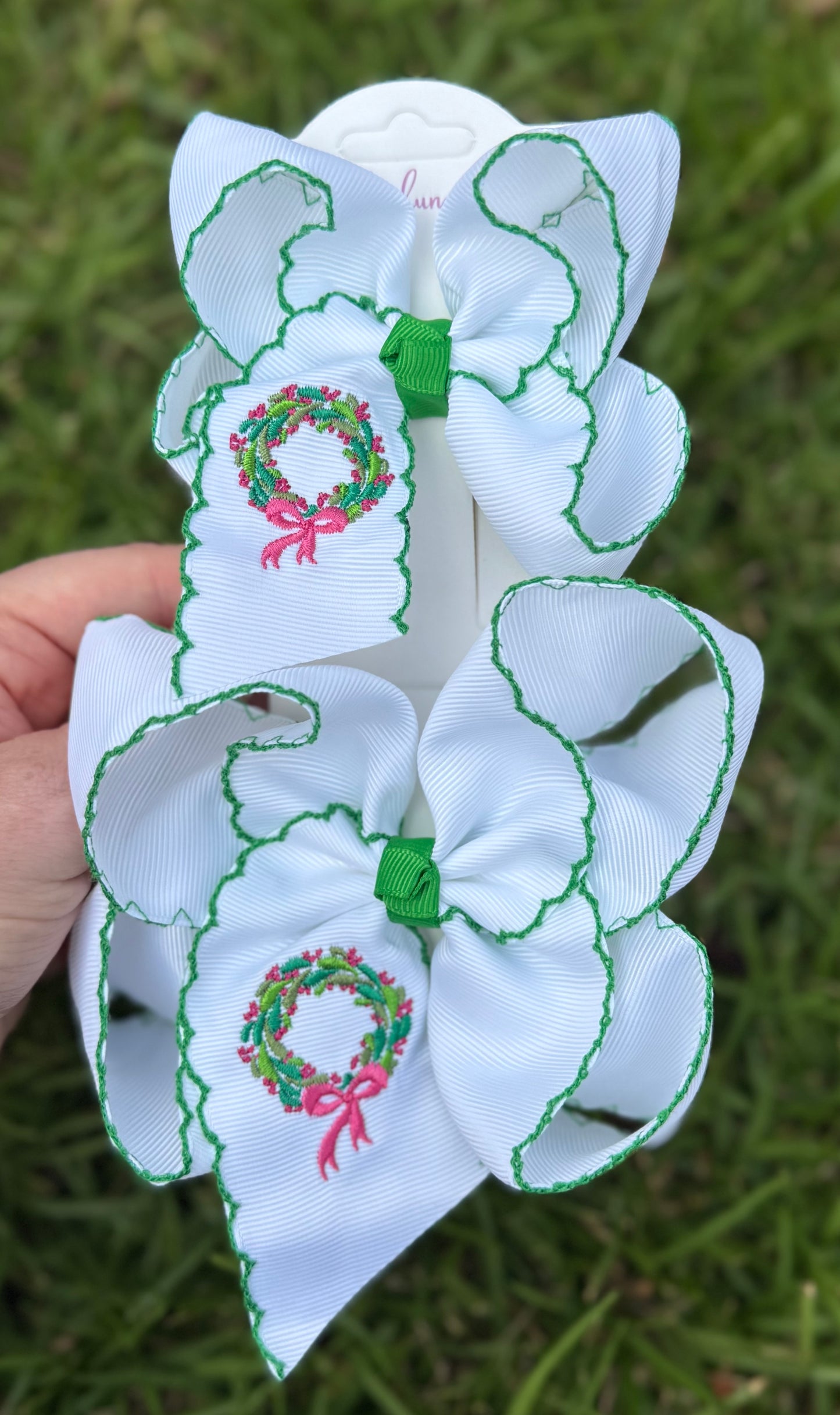 Christmas Wreath Moonstitch Hair Bow