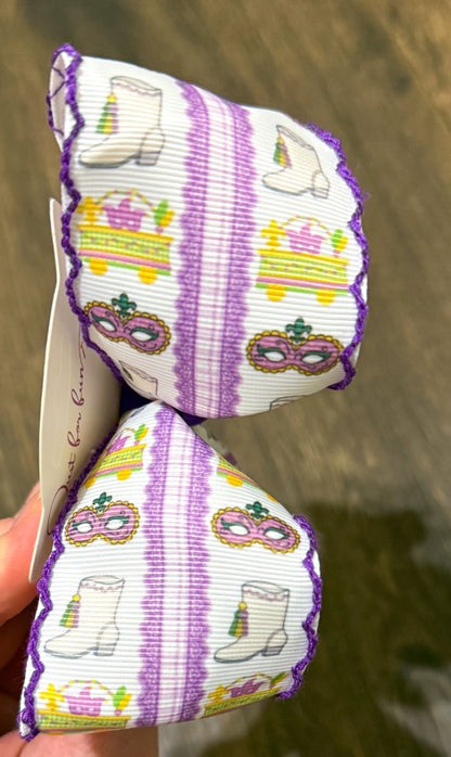 Parade Route Moonstitch Bow