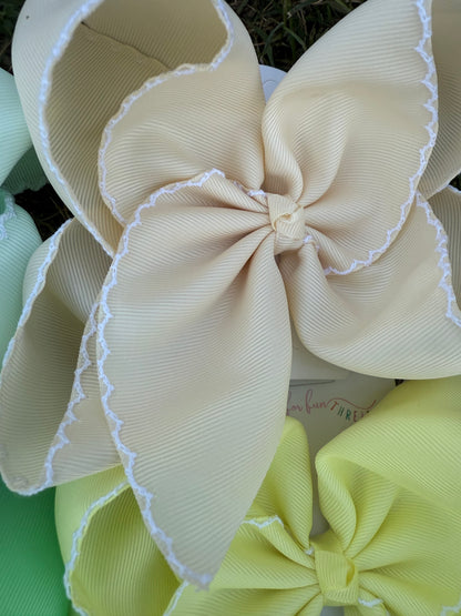 Fun Size Solid Hair Bows (5in)