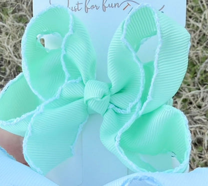 Tiny Fun Moonstitch Hair Bows (4in)